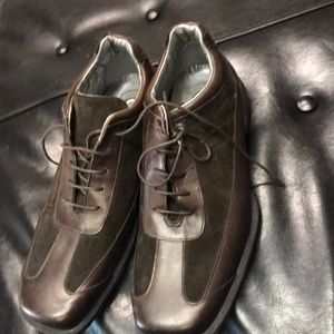 Dress shoes Kenneth Cole.